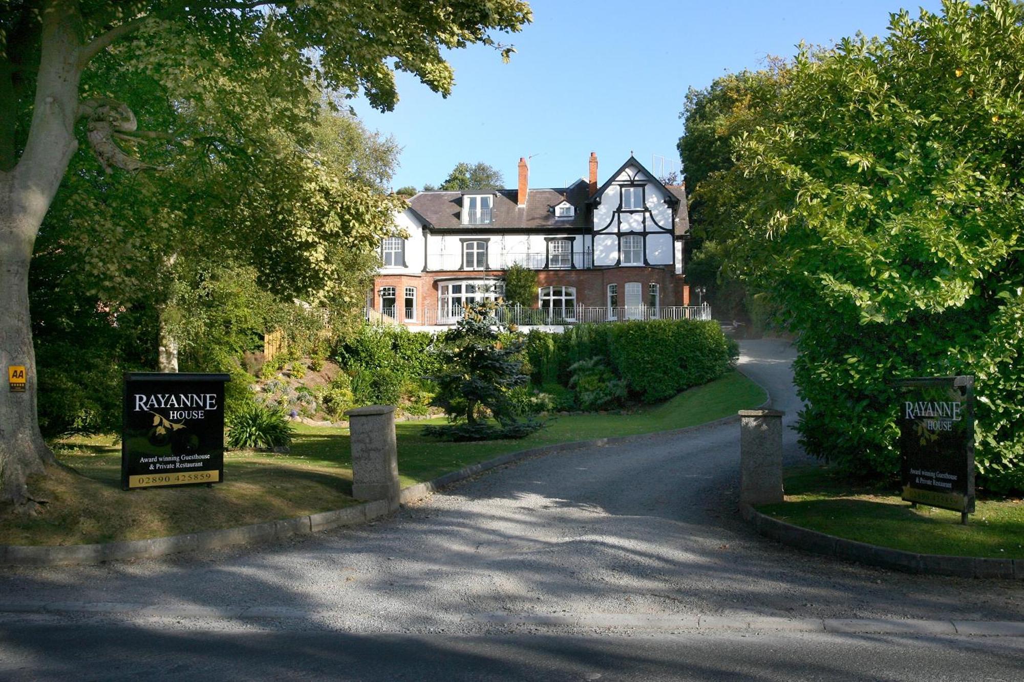 Oyo Rayanne House Guest Holywood (Down)