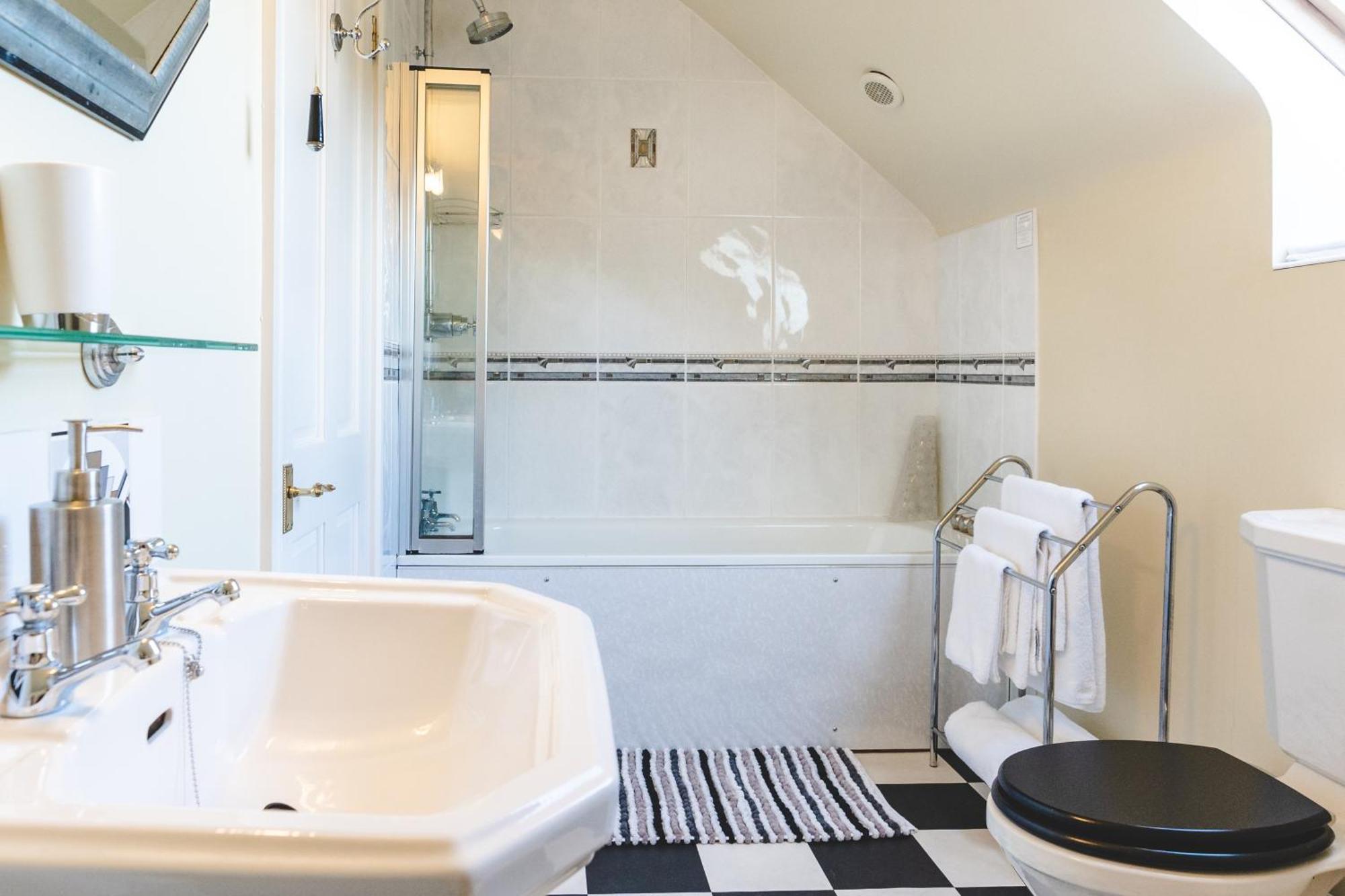 Oyo Rayanne House Guest 3*